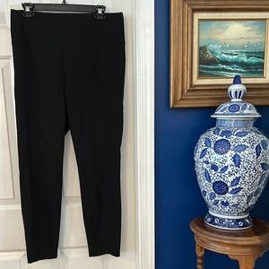 Lafayette 148 Flat Front Non Wrinkle Pull On Polyester & Spandex Ankle Pants